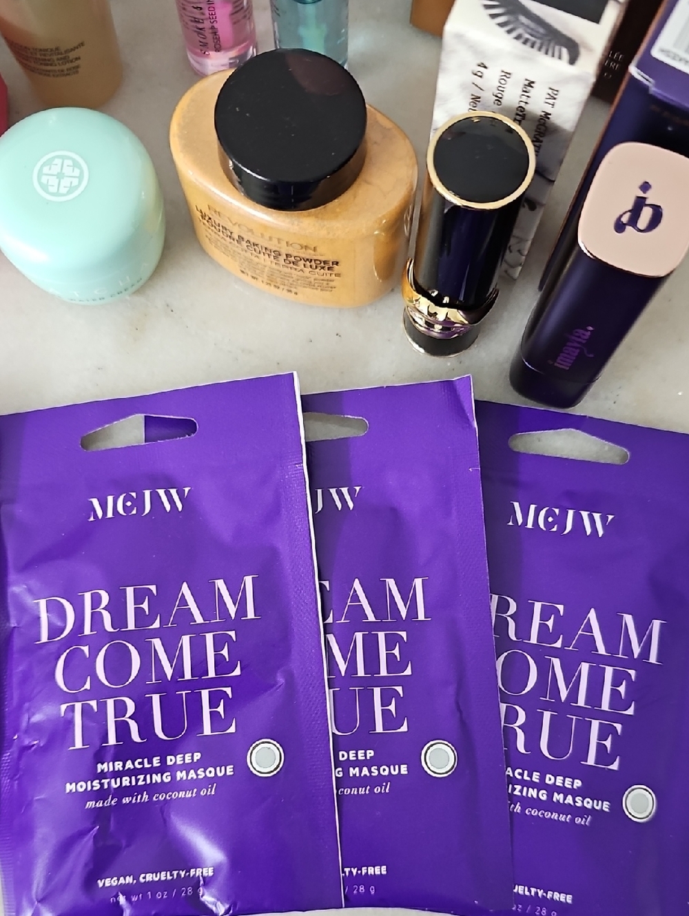Makeup Bundle - Picture 7 of 14